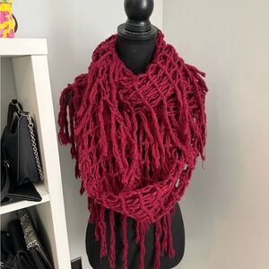 Elegant Burgundy Knit Scarf